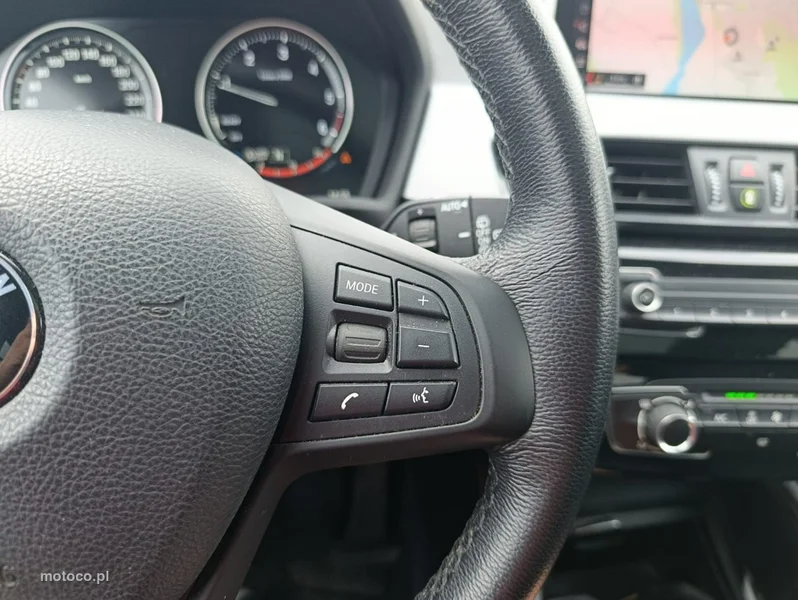 BMW X1 F48 24