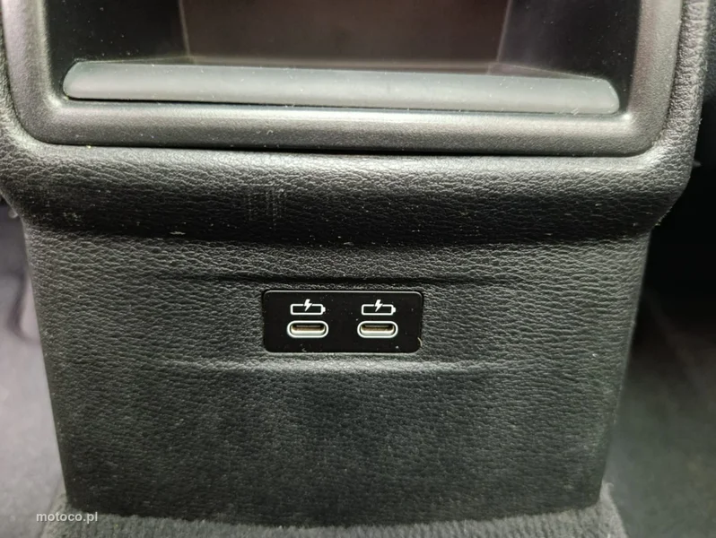BMW X1 F48 25