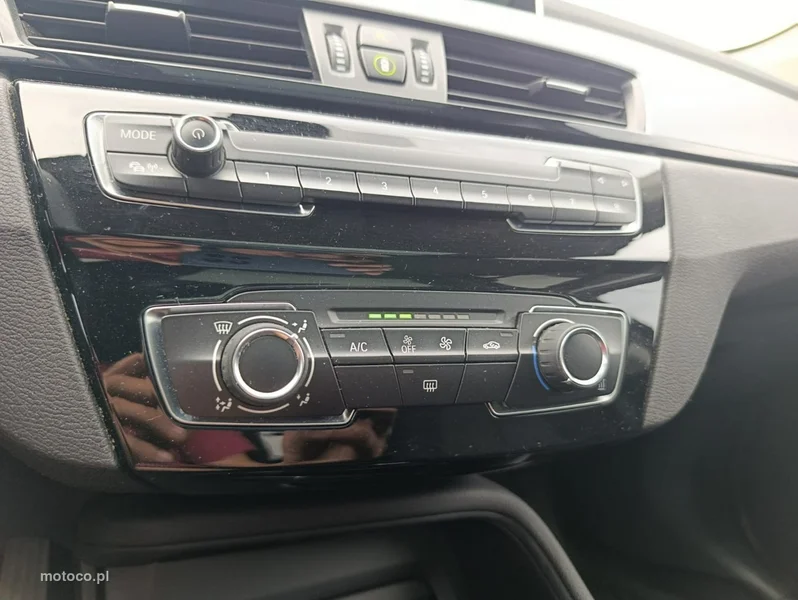 BMW X1 F48 26