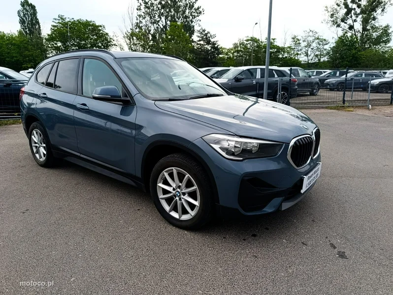 BMW X1 F48 28