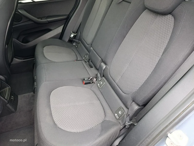 BMW X1 F48 29