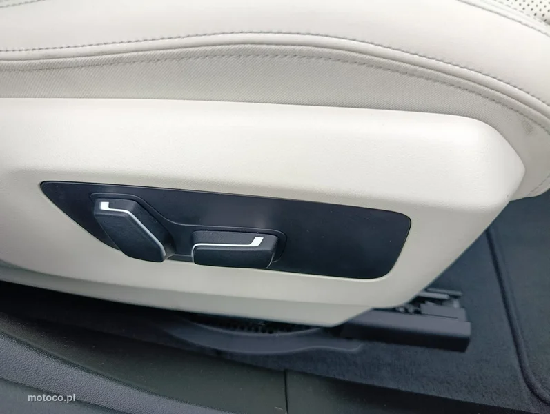 BMW Seria 5 G60 520 14