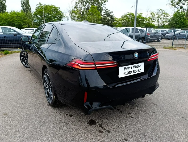 BMW Seria 5 G60 520 3
