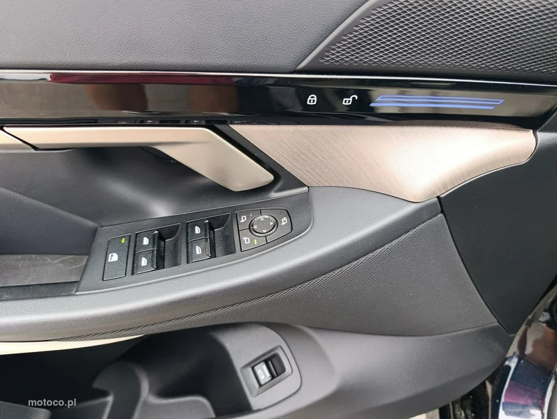BMW Seria 5 G60 520 23
