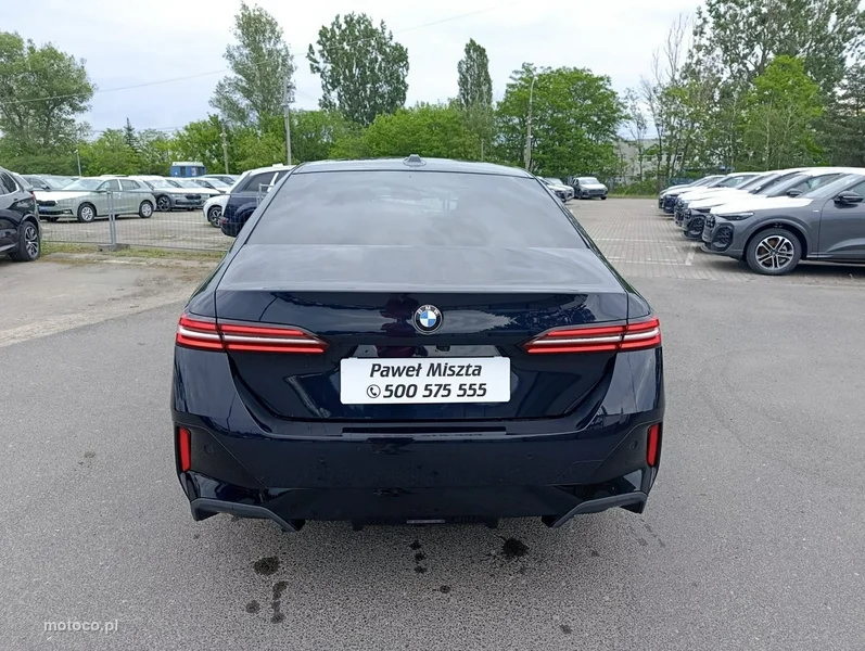 BMW Seria 5 G60 520 31