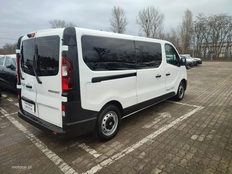 Renault Trafic III 2