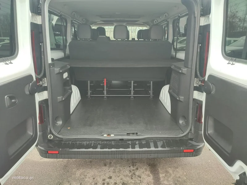 Renault Trafic III 12