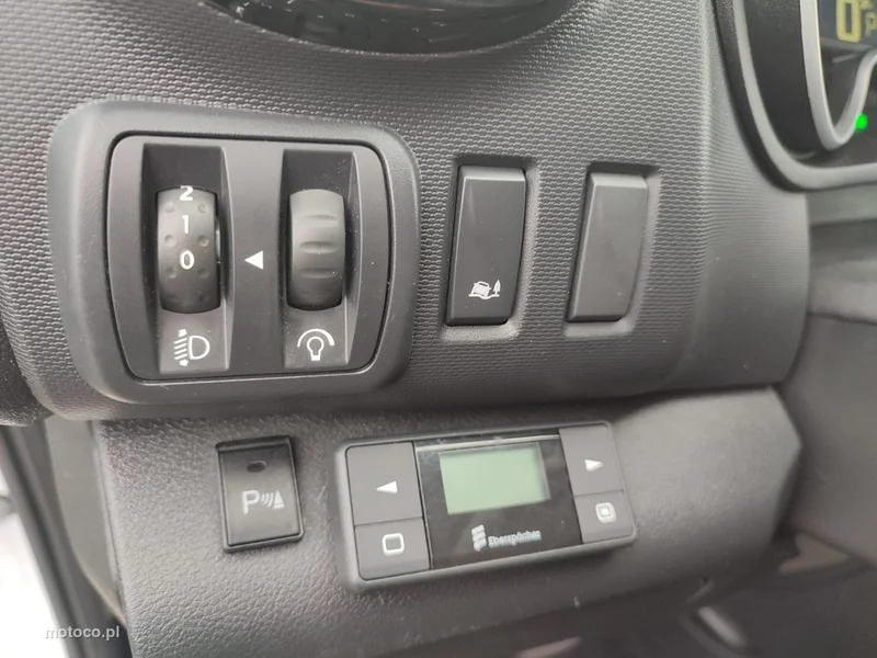 Renault Trafic III 28
