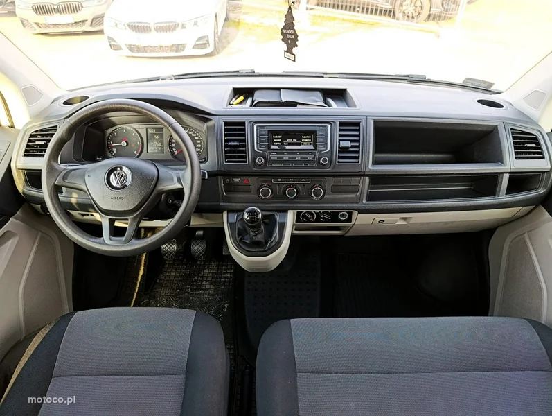Volkswagen Transporter 12