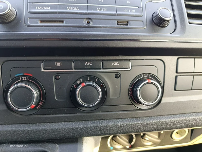 Volkswagen Transporter 15