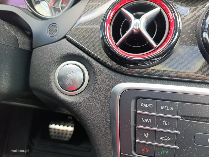 Mercedes-Benz GLA X156 GLA 45 AMG 26