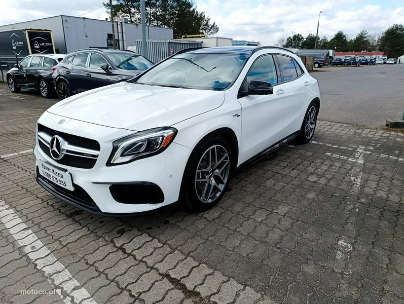 Mercedes-Benz GLA X156 GLA 45 AMG 29