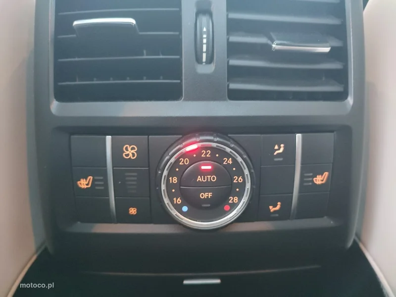 Mercedes-Benz GLS Klasa 34