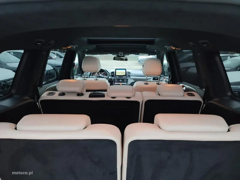 Mercedes-Benz GLS Klasa 8