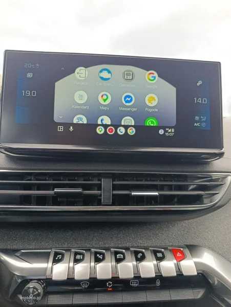 Peugeot 3008 8