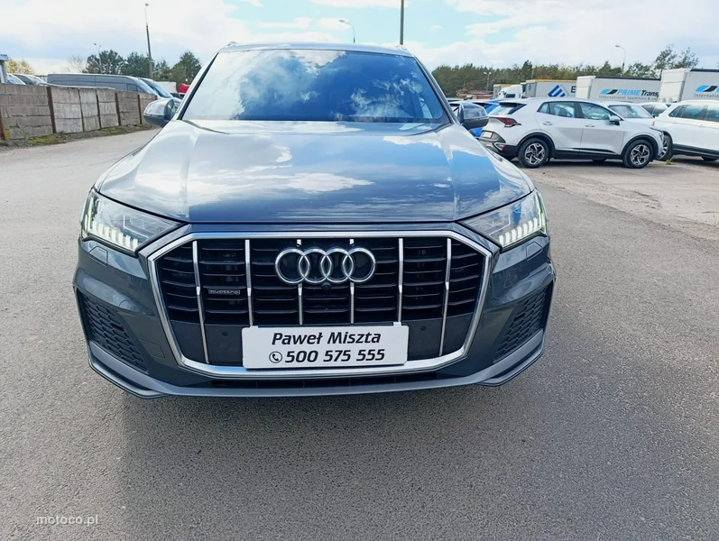 Audi Q7 4M 12