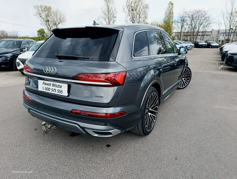 Audi Q7 4M 3