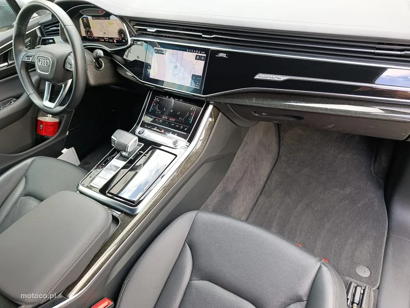 Audi Q7 4M 9
