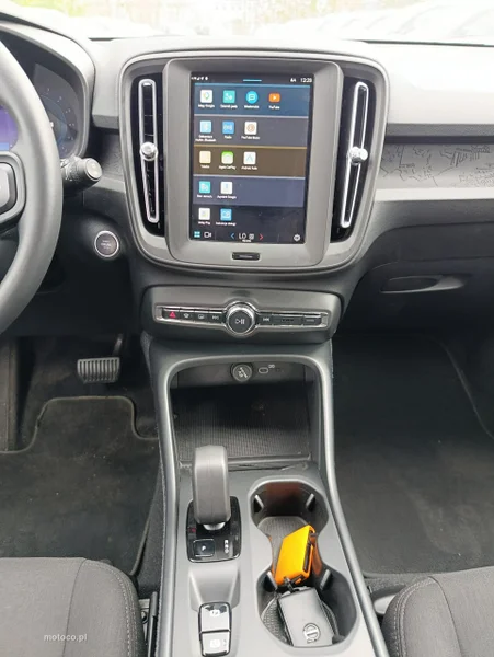 Volvo XC 40 23
