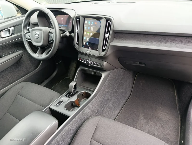 Volvo XC 40 25