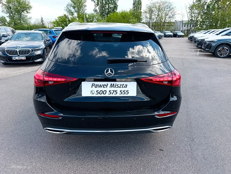 Mercedes-Benz Klasa C W206 C 200 11