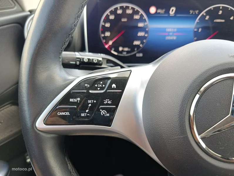 Mercedes-Benz Klasa C W206 C 200 16
