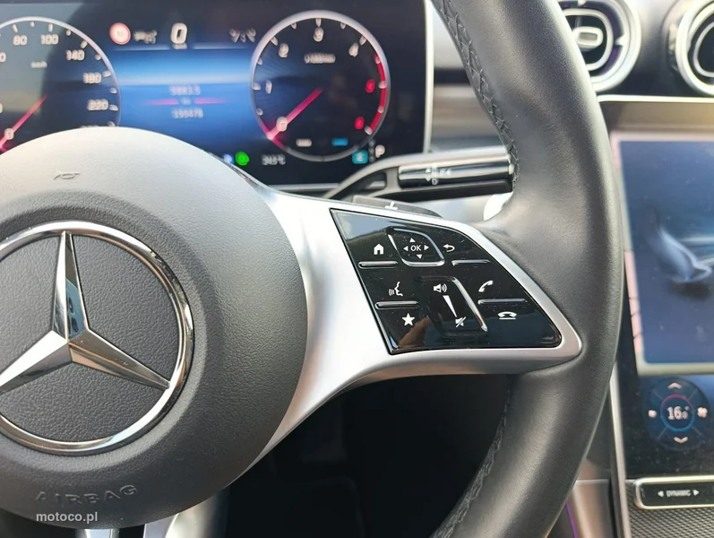 Mercedes-Benz Klasa C W206 C 200 17
