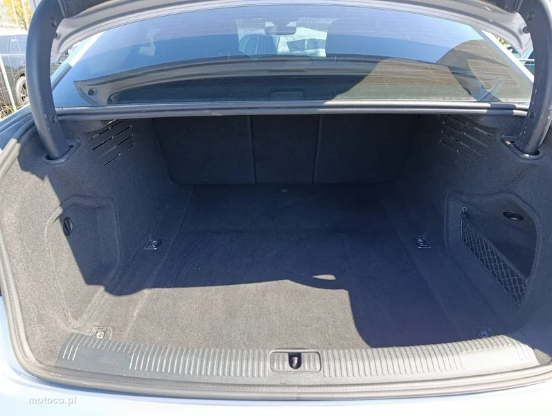 Audi A4 B9 20