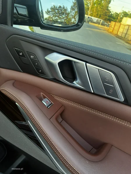 BMW X7 G07 17