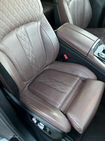 BMW X7 G07 19