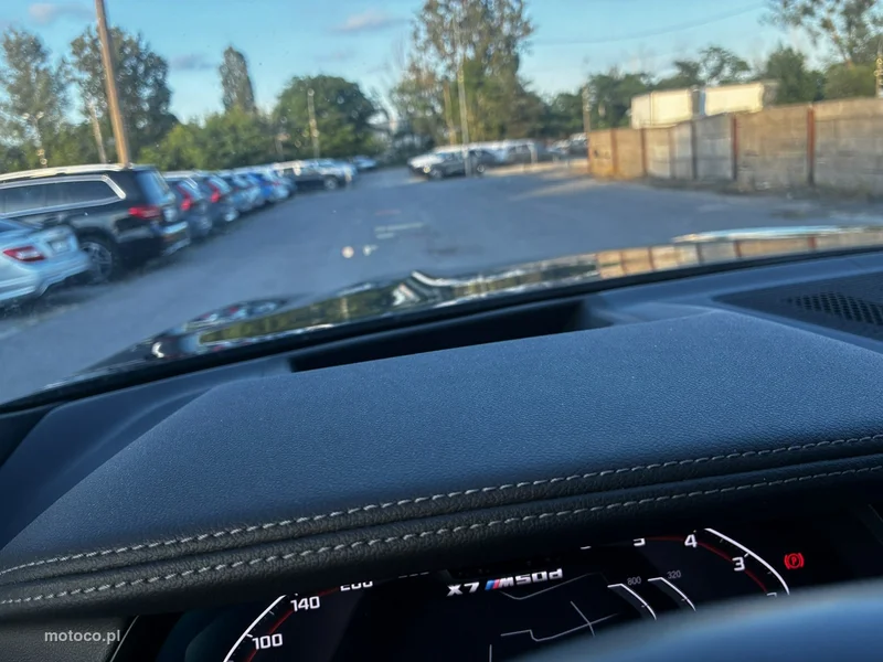 BMW X7 G07 27