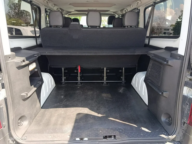 Renault Trafic III 12