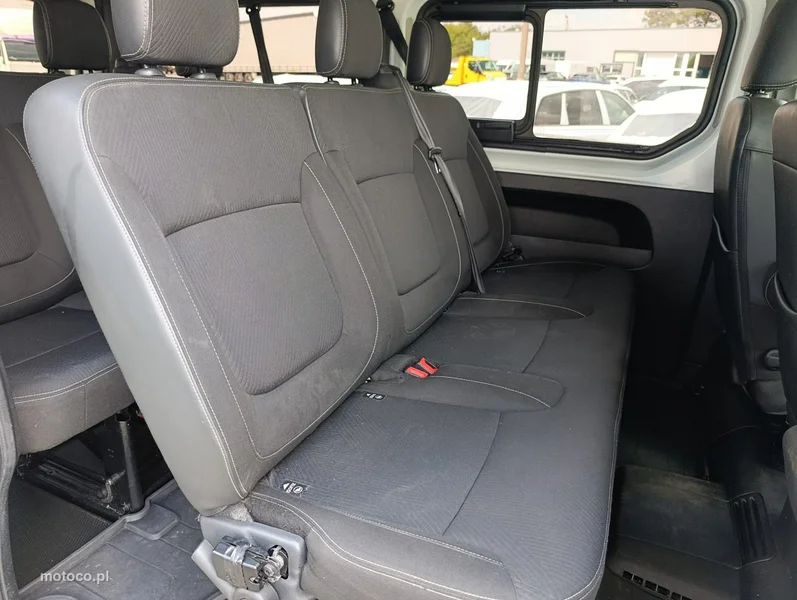 Renault Trafic III 29
