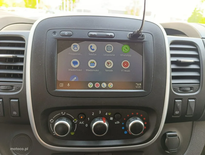 Renault Trafic III 9