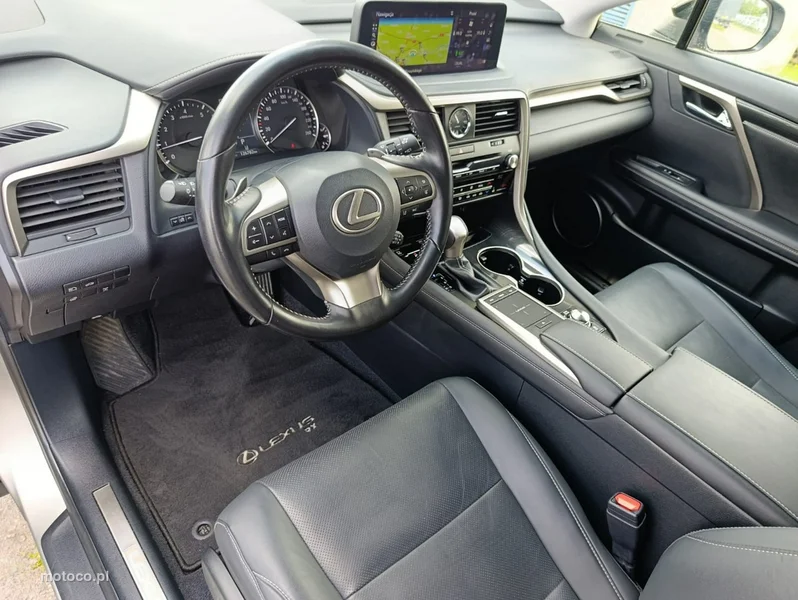 Lexus RX 12