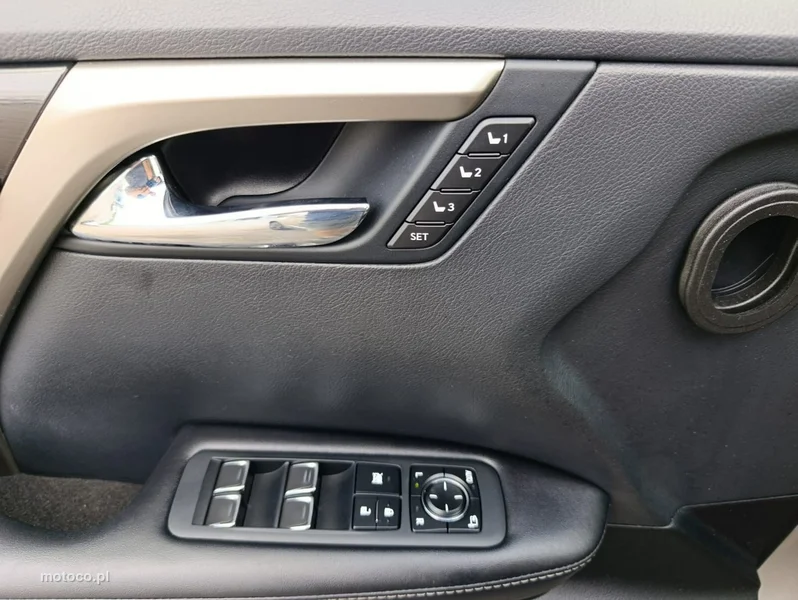 Lexus RX 27