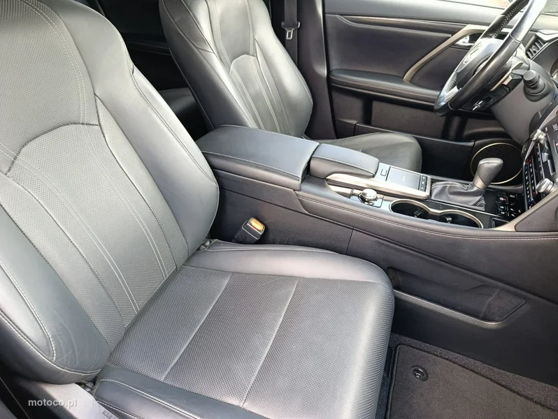 Lexus RX 37