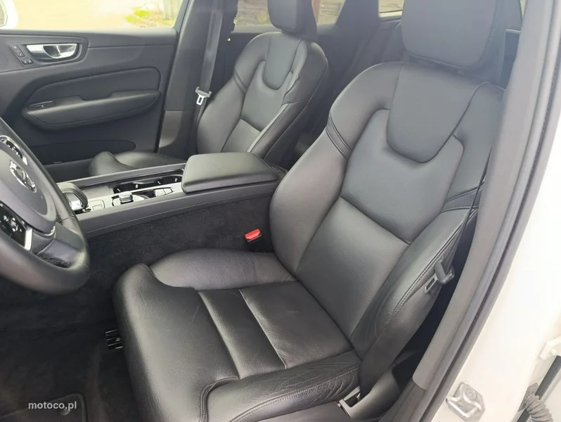 Volvo XC 60 4