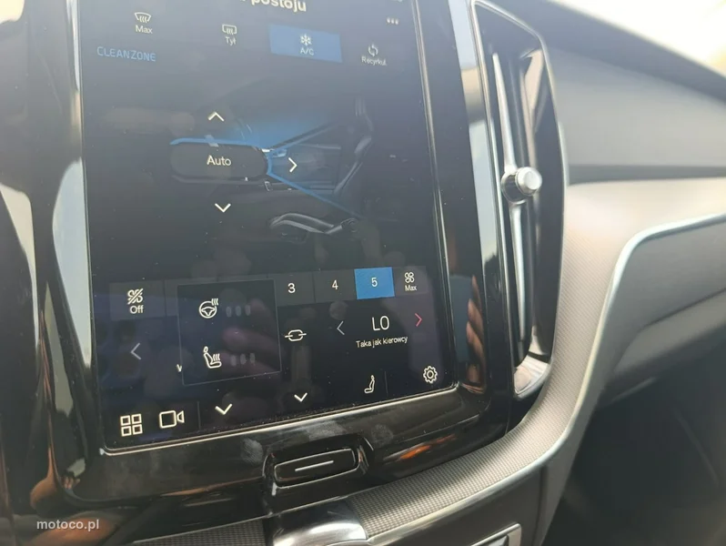 Volvo XC 60 6