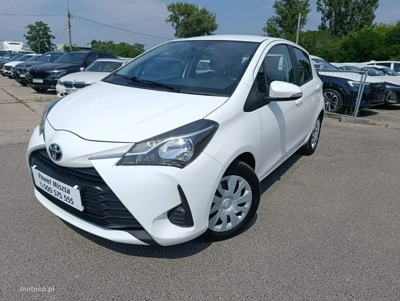 Toyota Yaris XP130 2