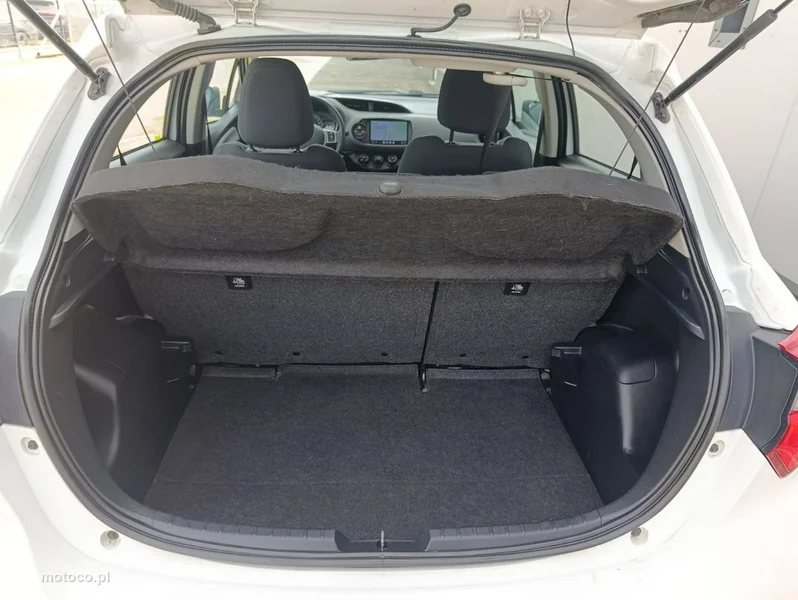 Toyota Yaris XP130 13