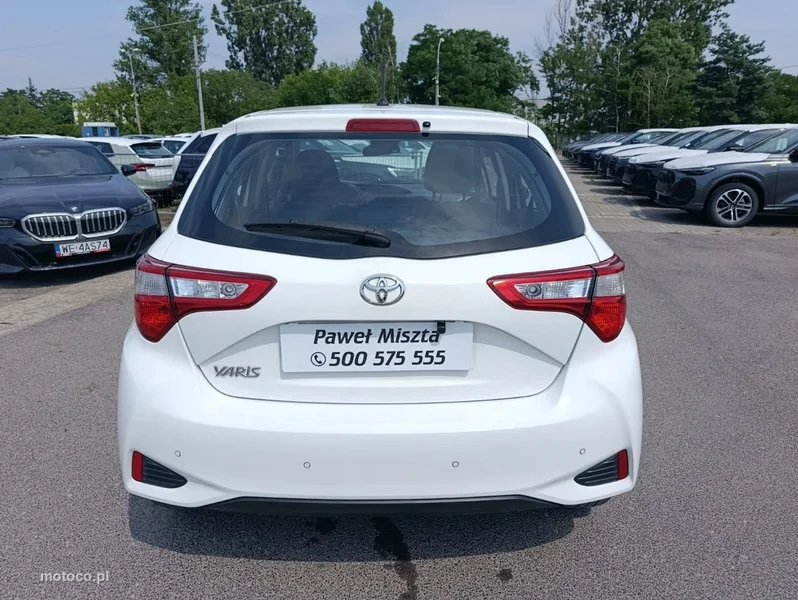 Toyota Yaris XP130 21