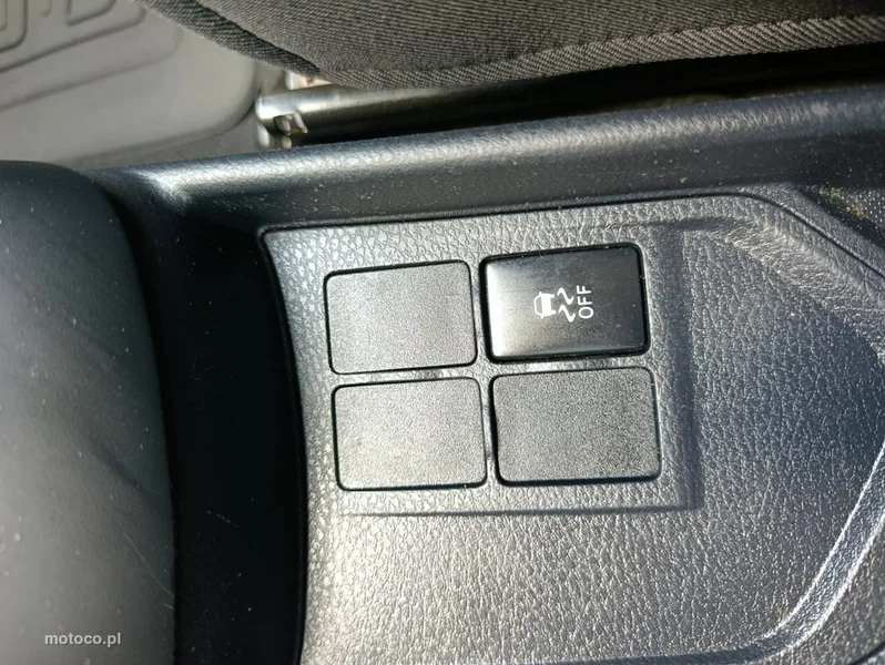 Toyota Yaris XP130 24