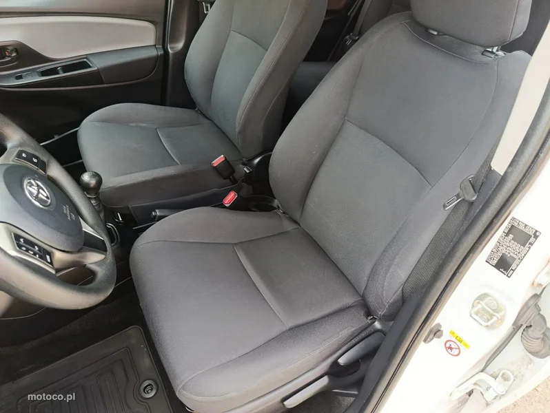 Toyota Yaris XP130 27