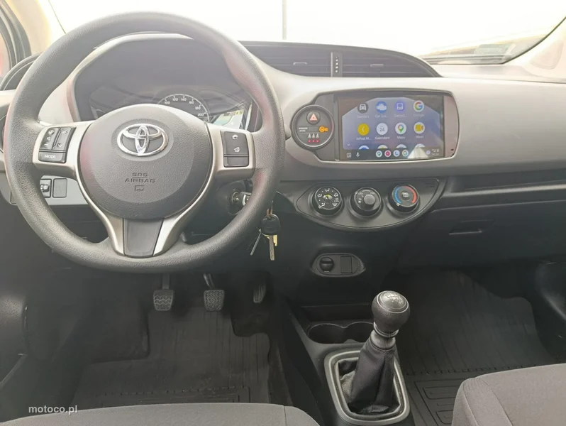 Toyota Yaris XP130 33