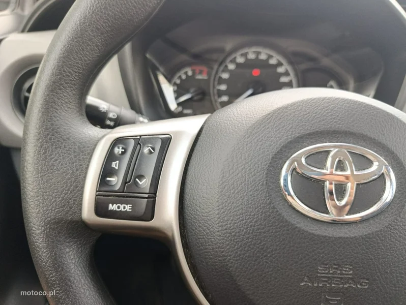 Toyota Yaris XP130 10