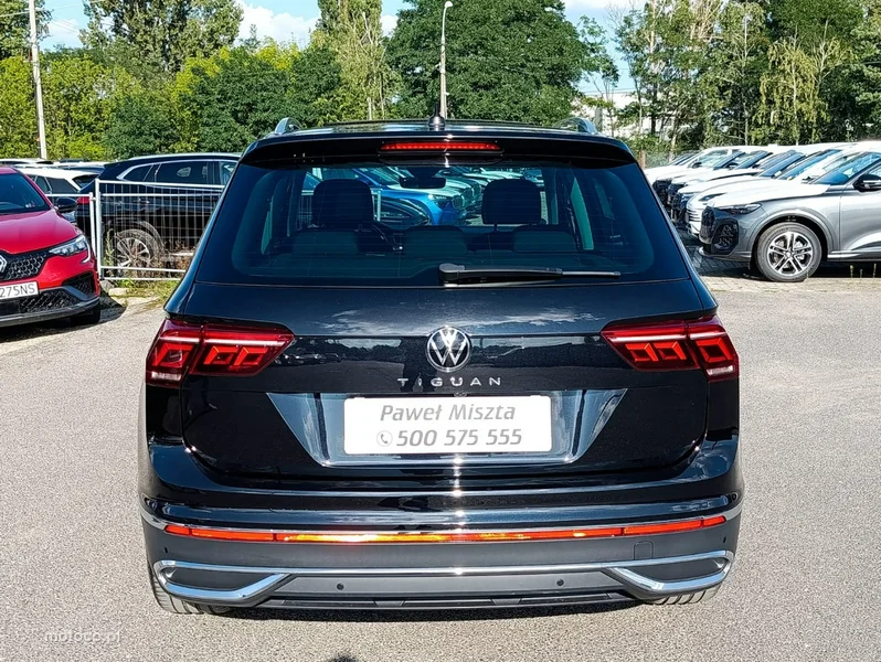 Volkswagen Tiguan AD 32