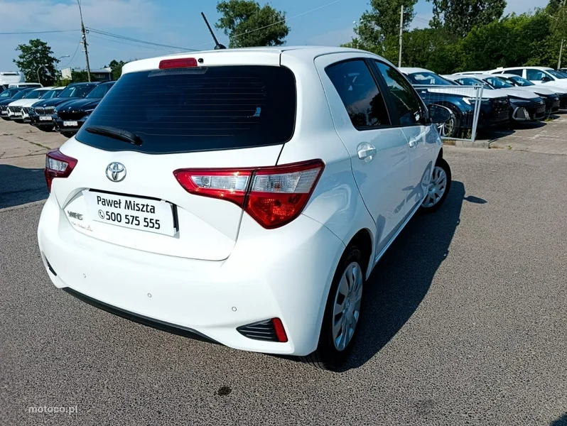 Toyota Yaris XP130 2