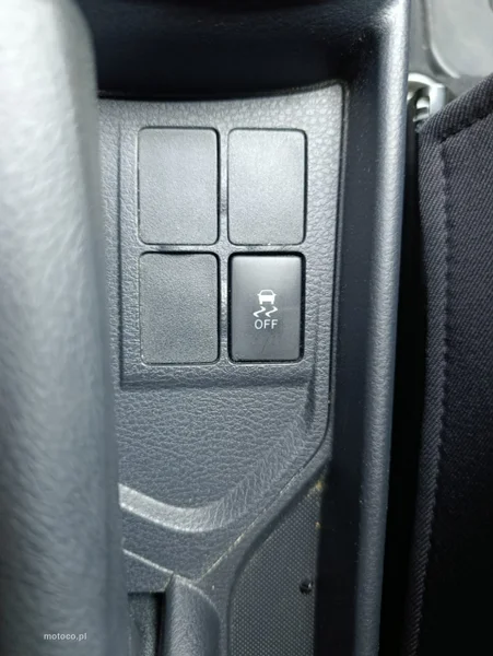 Toyota Yaris XP130 25