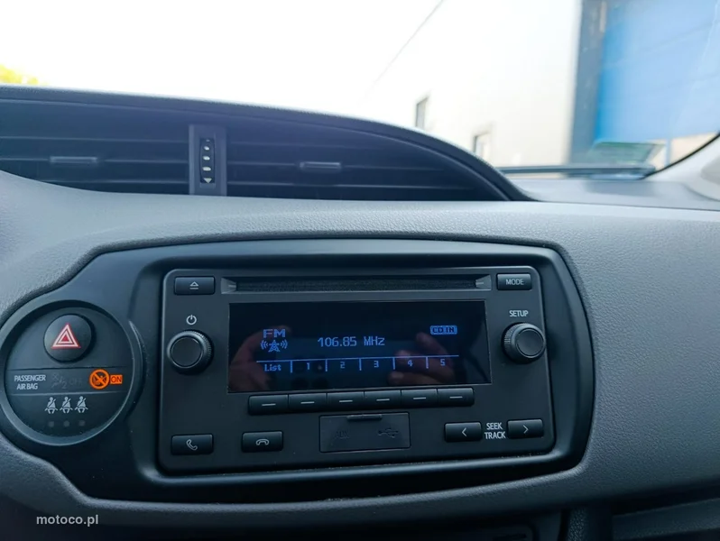 Toyota Yaris XP130 26